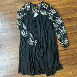 Black Lace Sleeve Dress